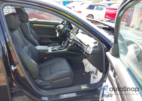 2021 Honda Accord Sport z USA, uszkodzony, nr VIN 1HGCV1F35MA052506